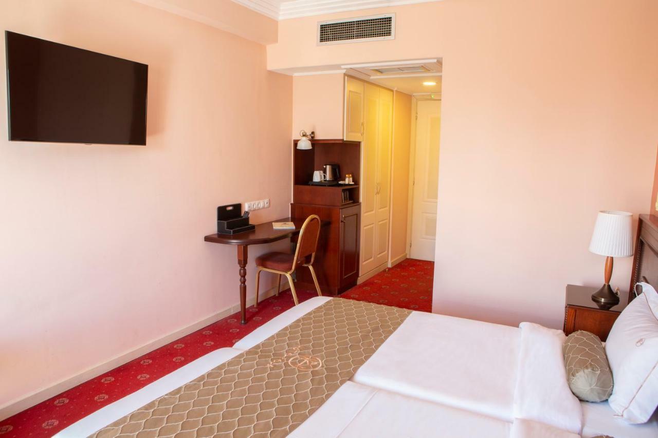 Hotel Pella Giannitsá Extérieur photo