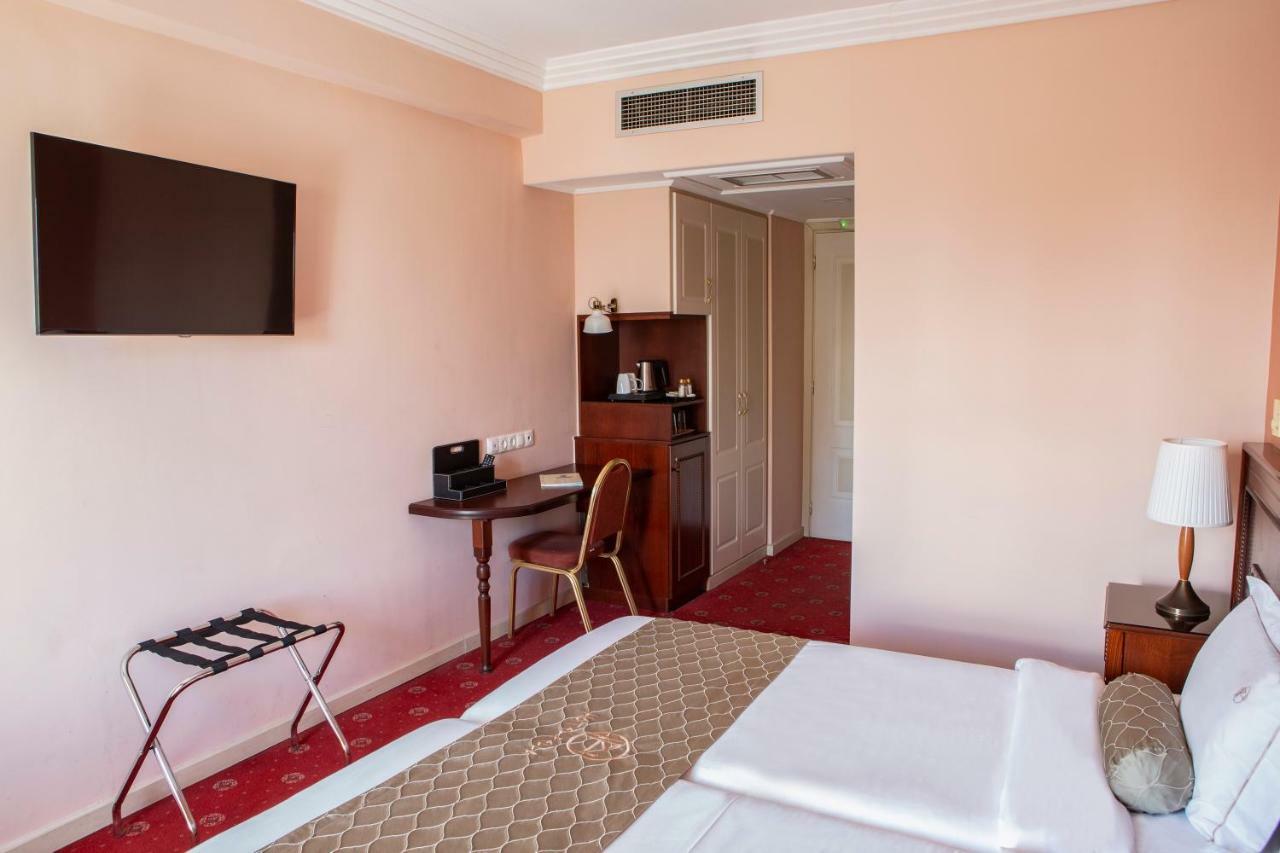 Hotel Pella Giannitsá Extérieur photo