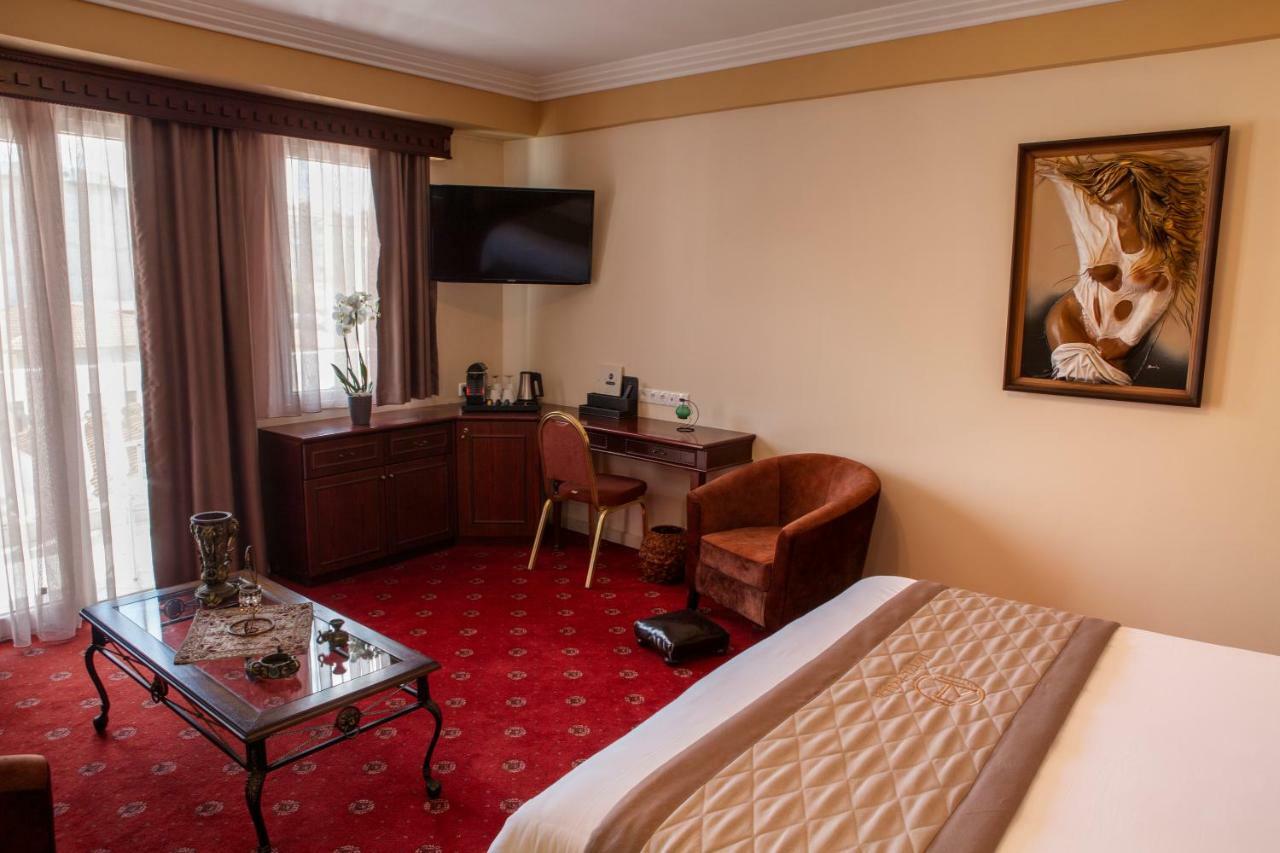 Hotel Pella Giannitsá Extérieur photo