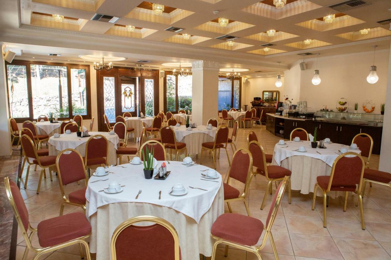 Hotel Pella Giannitsá Extérieur photo