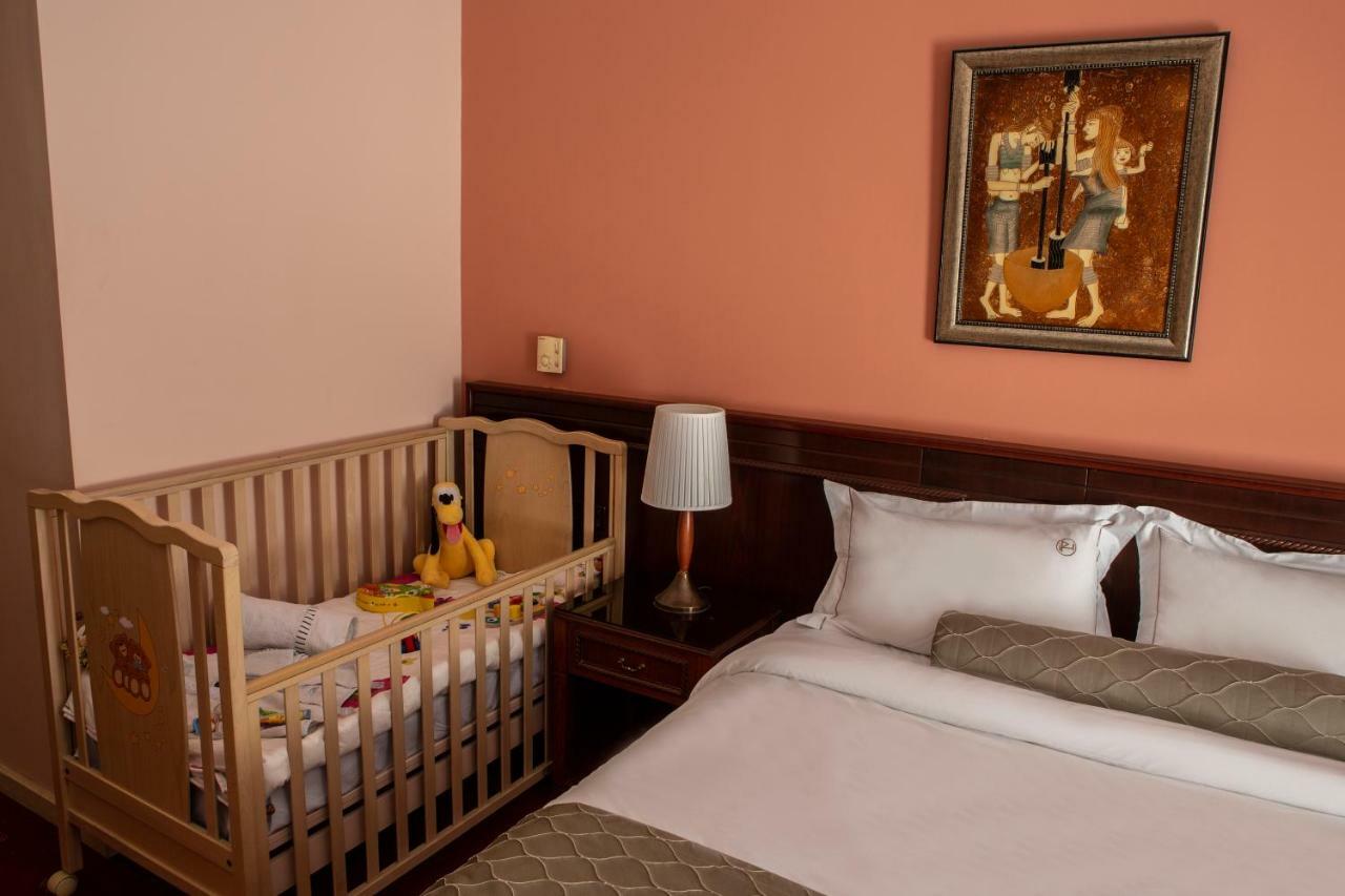 Hotel Pella Giannitsá Extérieur photo
