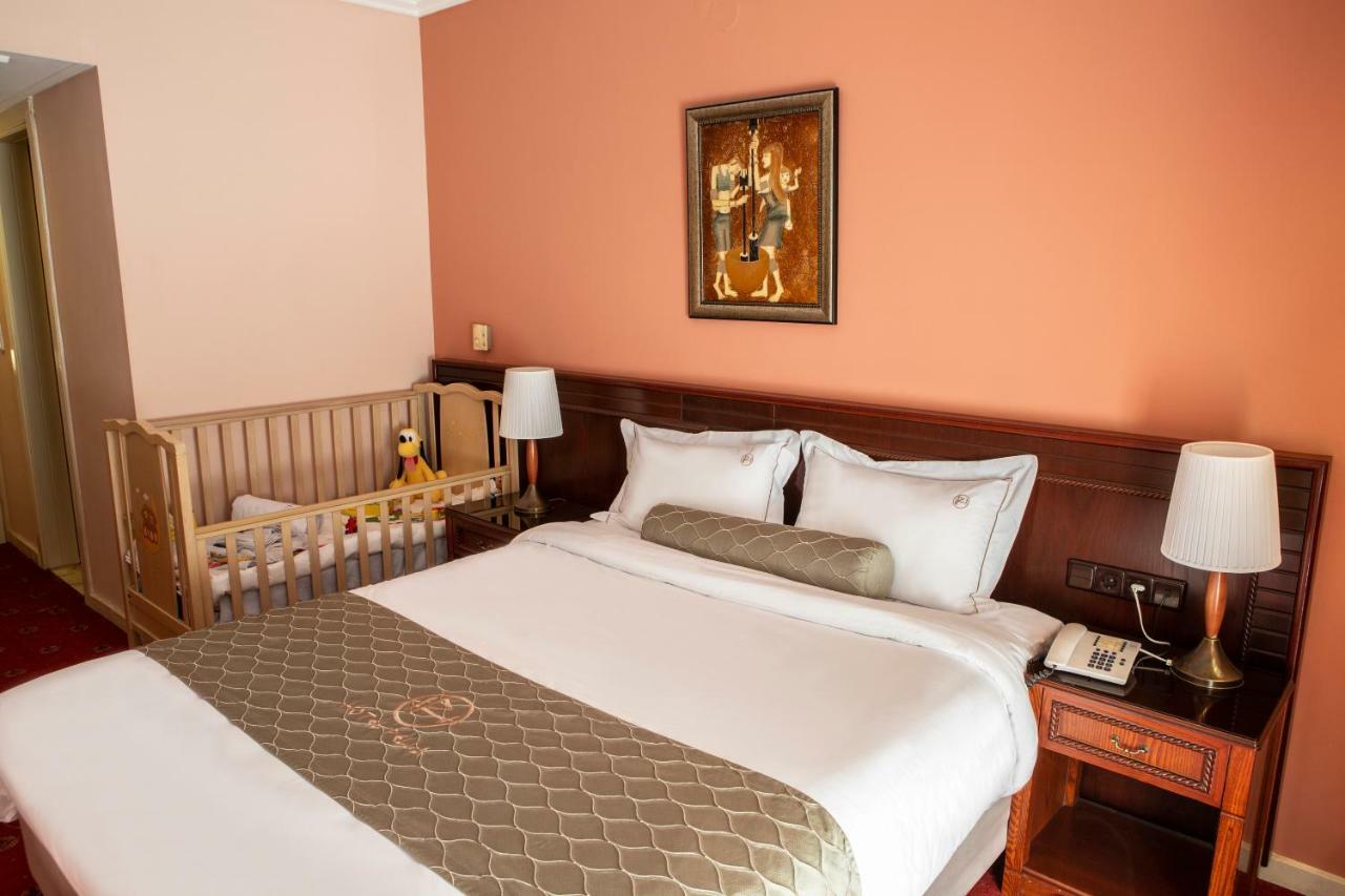 Hotel Pella Giannitsá Extérieur photo